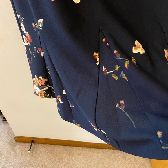 Lauren Ralph Lauren Navy Floral Short Sleeve Fit and Flare Dress - Picture 3 of 8